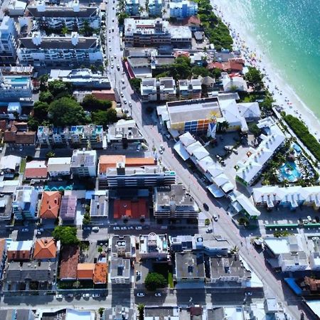1090 Finamente Decorado 03 Suites Na Praia De Bombinhas Exteriör bild