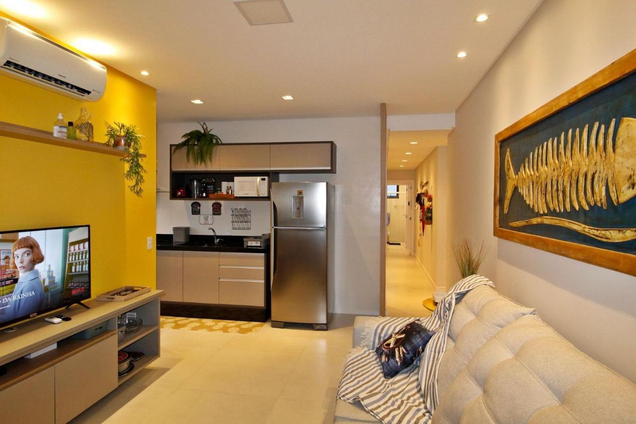 1090 Finamente Decorado 03 Suites Na Praia De Bombinhas Exteriör bild