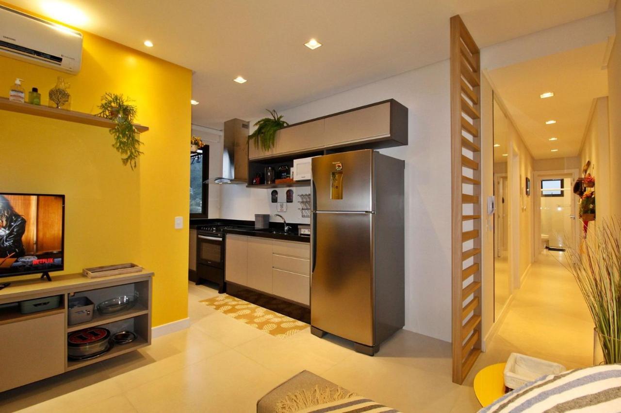 1090 Finamente Decorado 03 Suites Na Praia De Bombinhas Exteriör bild