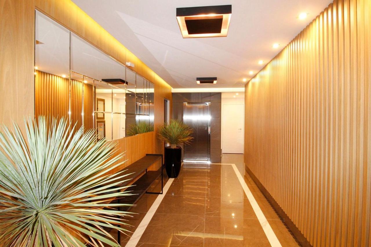 1090 Finamente Decorado 03 Suites Na Praia De Bombinhas Exteriör bild